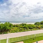 Pavilion -Amazing Bay Sunset-Miami Beach