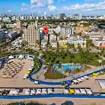 Beacon South Beach Hotel