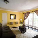 Sadigo Court Hotel