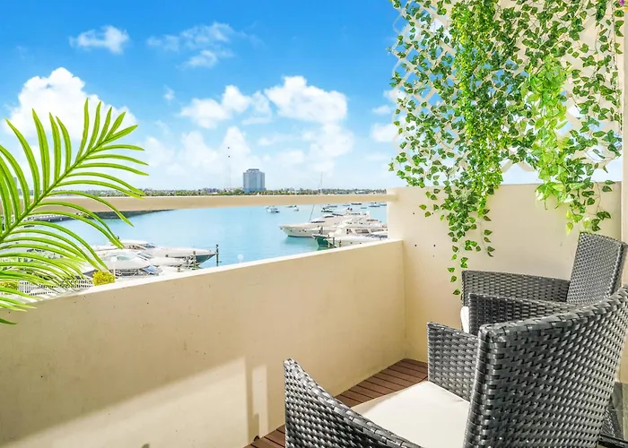 Sunset Bay Studio North Bay Village Getaway