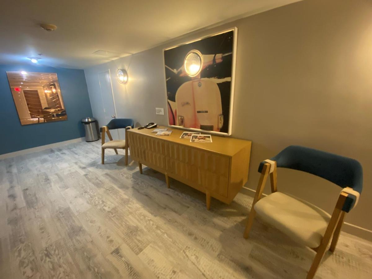 Radisson Miami Hotel 4*