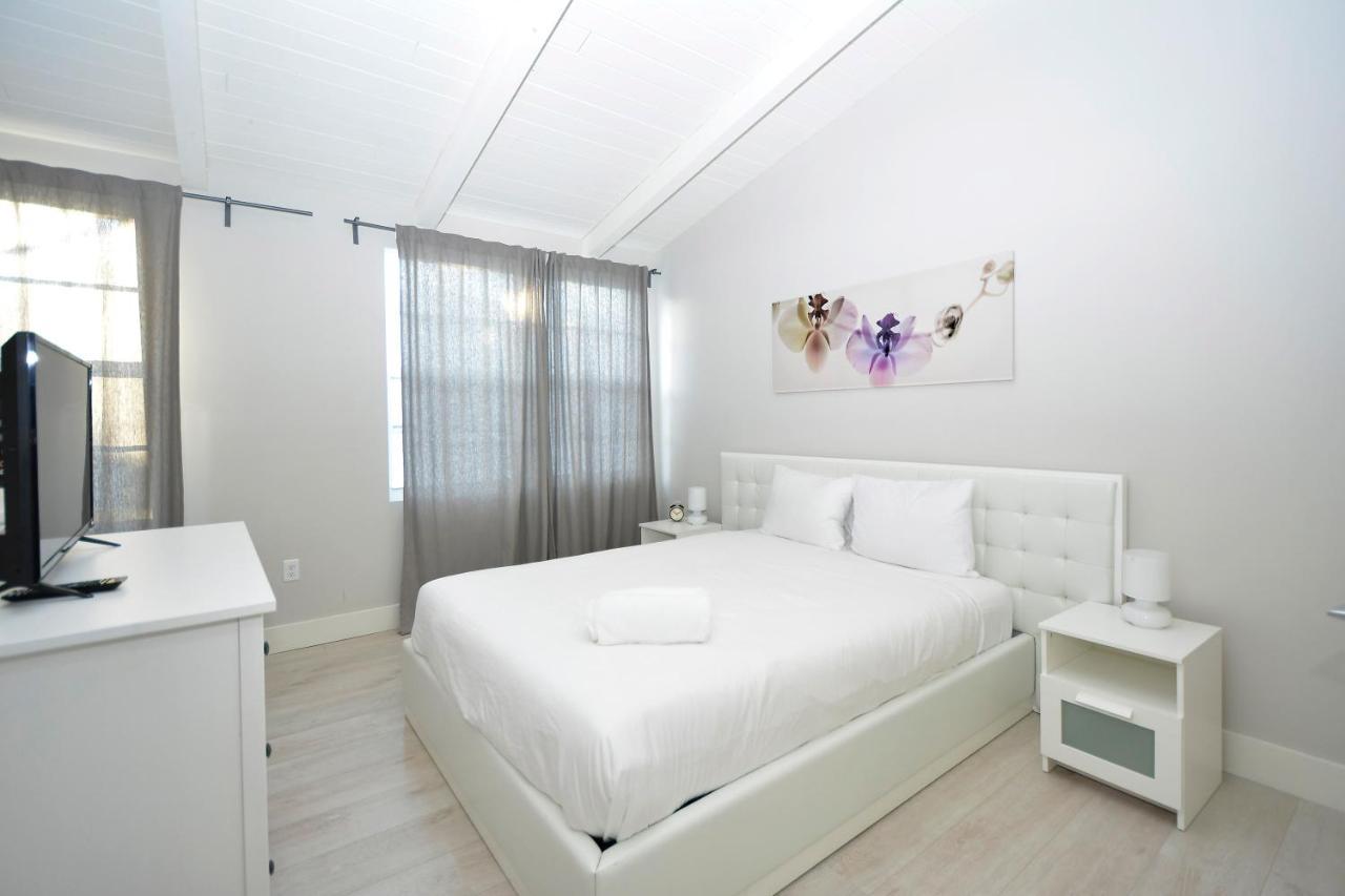 South Apartment *