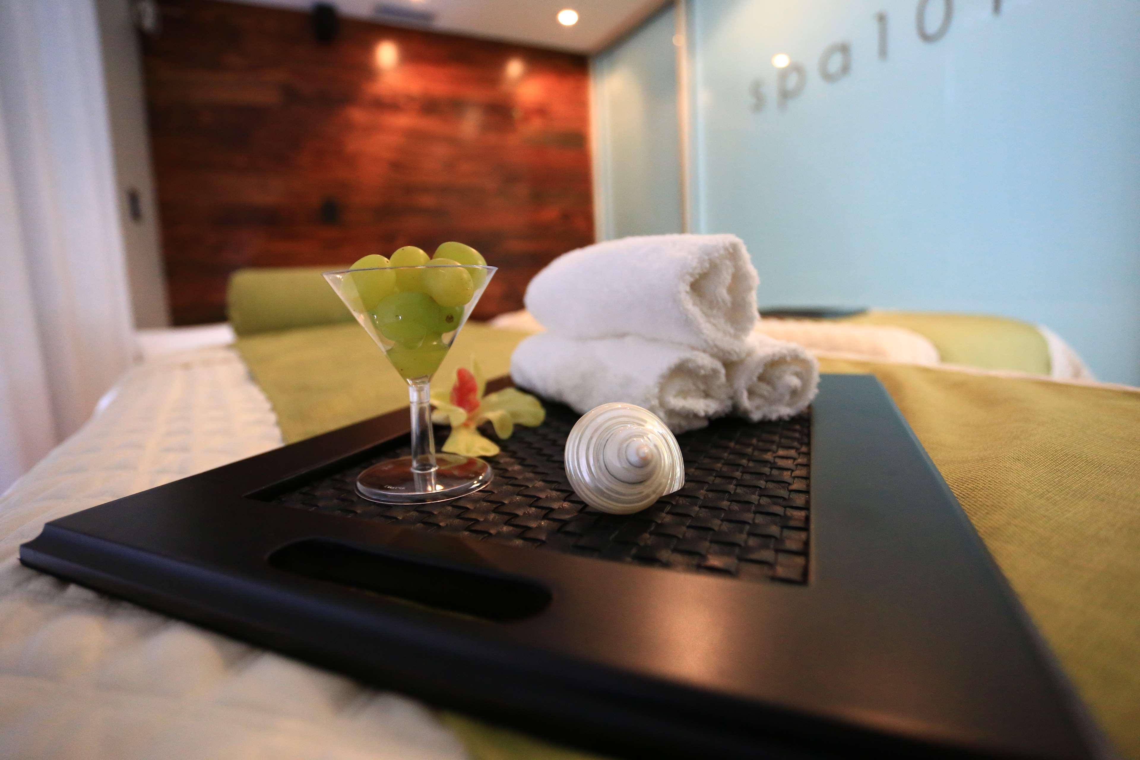 Hilton Bentley Miami South Beach 4*