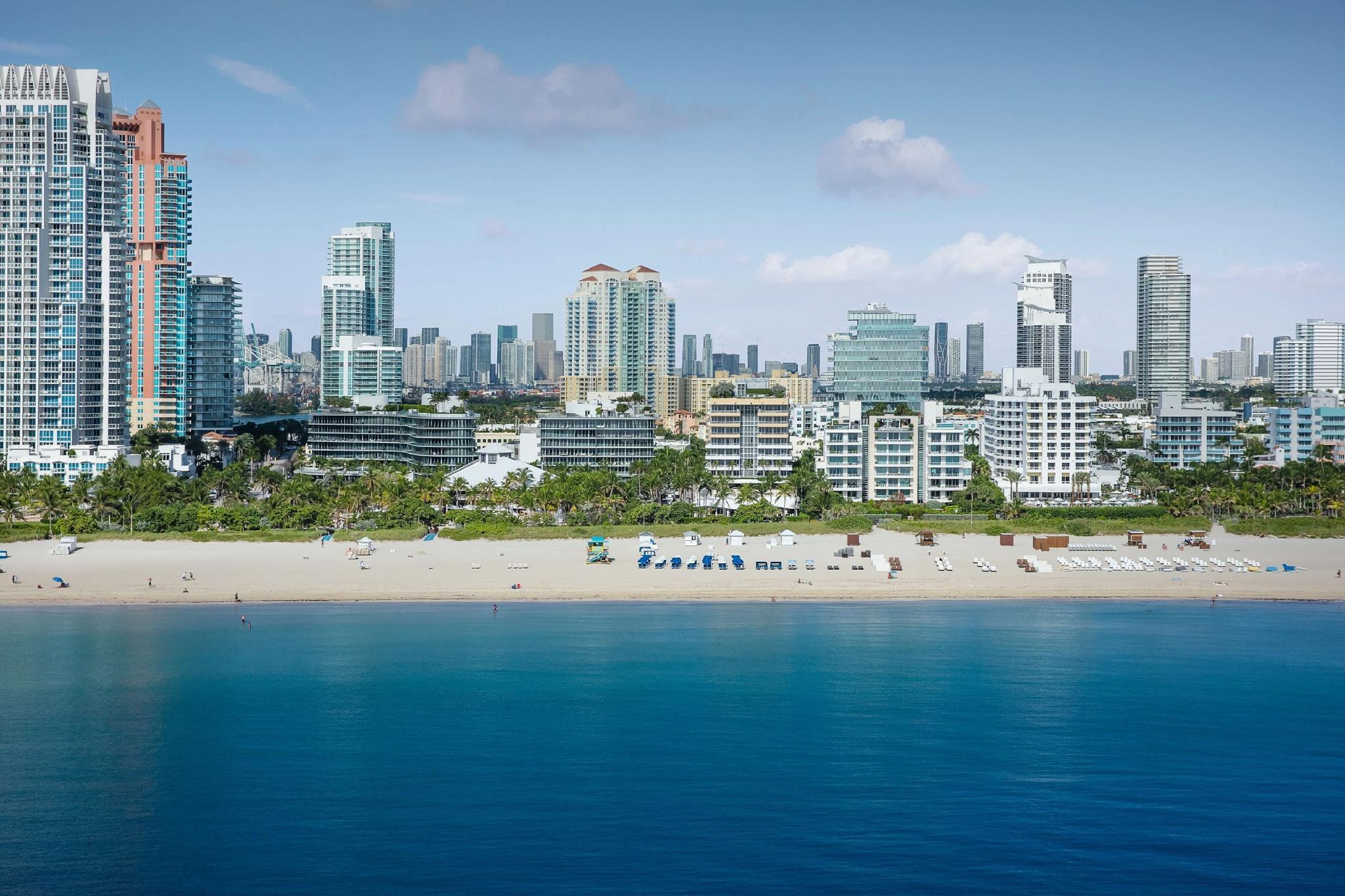 Hilton Bentley Miami South Beach Resort 4*