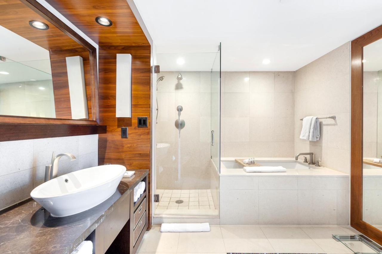 Carillon Miami Private Luxury