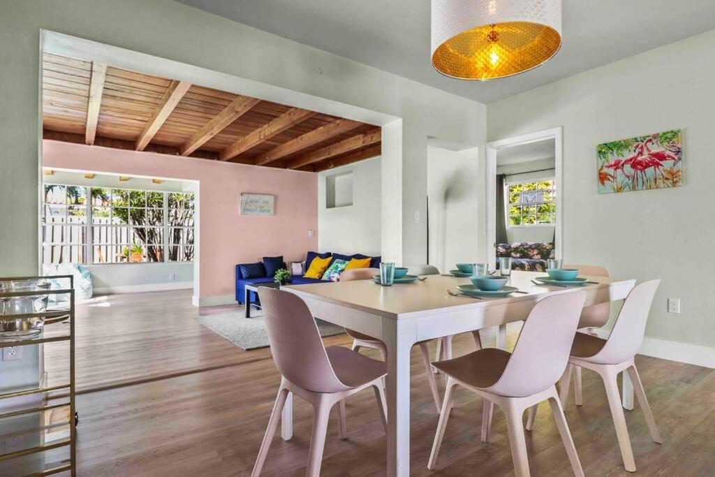 Treasure Island - Modern Miami House 3 Bedroom & 2 Bathroom Miami Beach