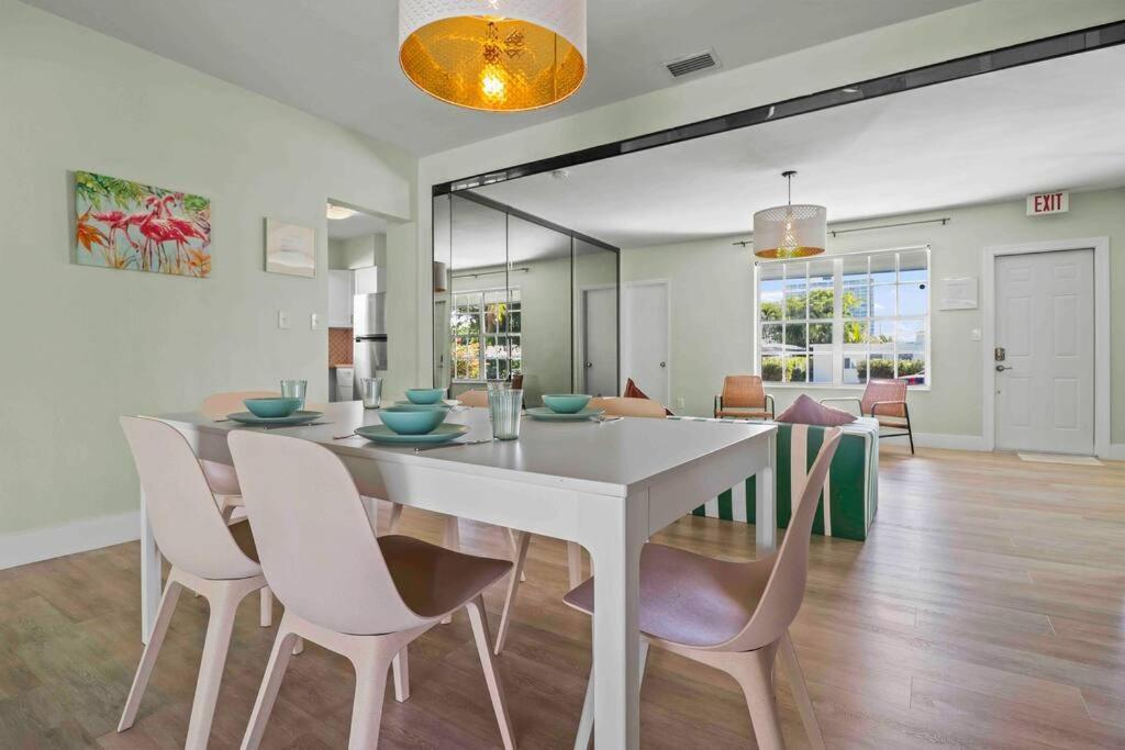 Holiday home Treasure Island - Modern Miami House 3 Bedroom & 2 Bathroom *