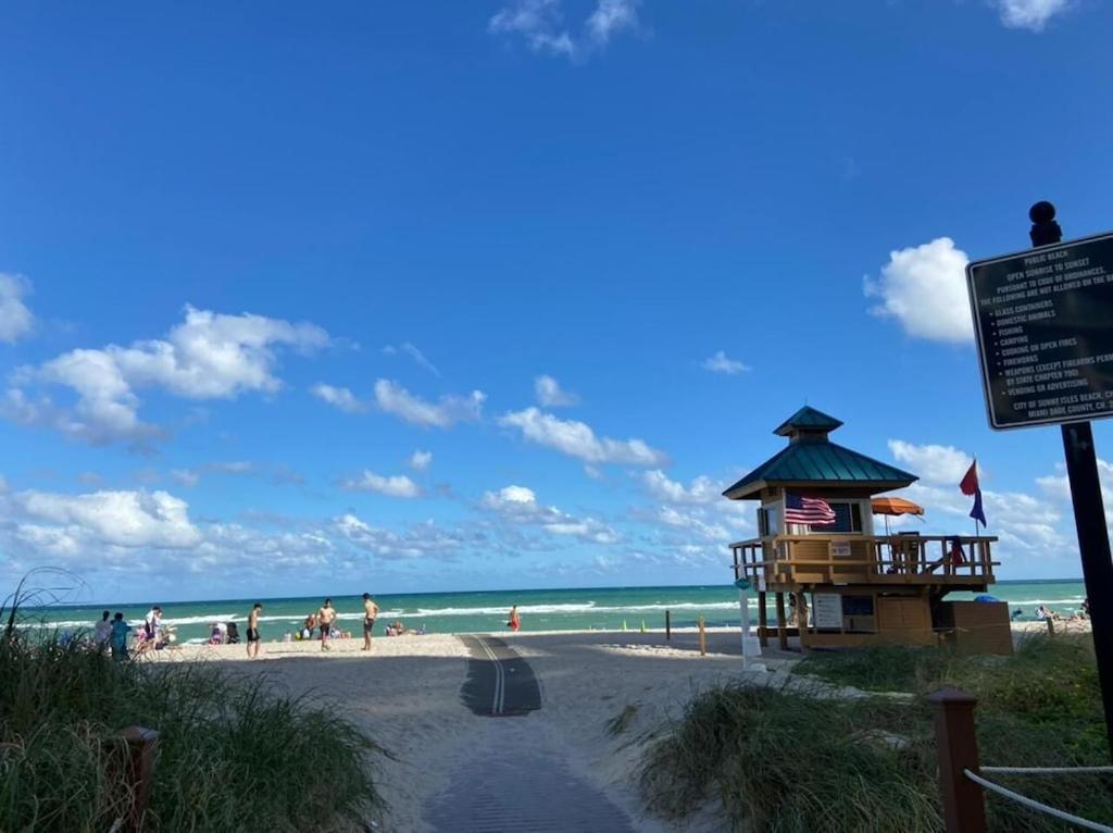 Apartment 3br In Sunny Isles Miami Beach