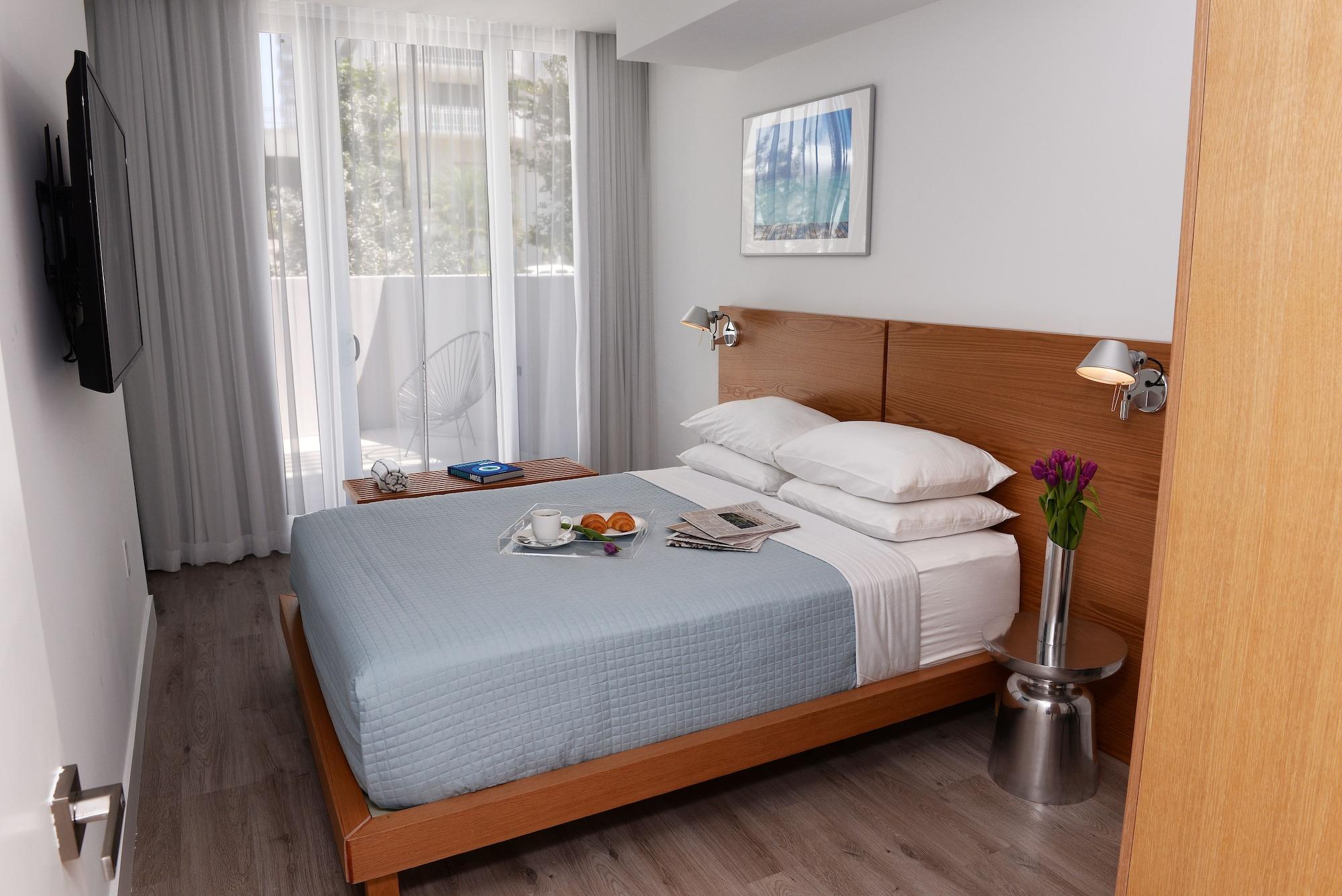 6080 Design By Eskape Collection Miami Beach