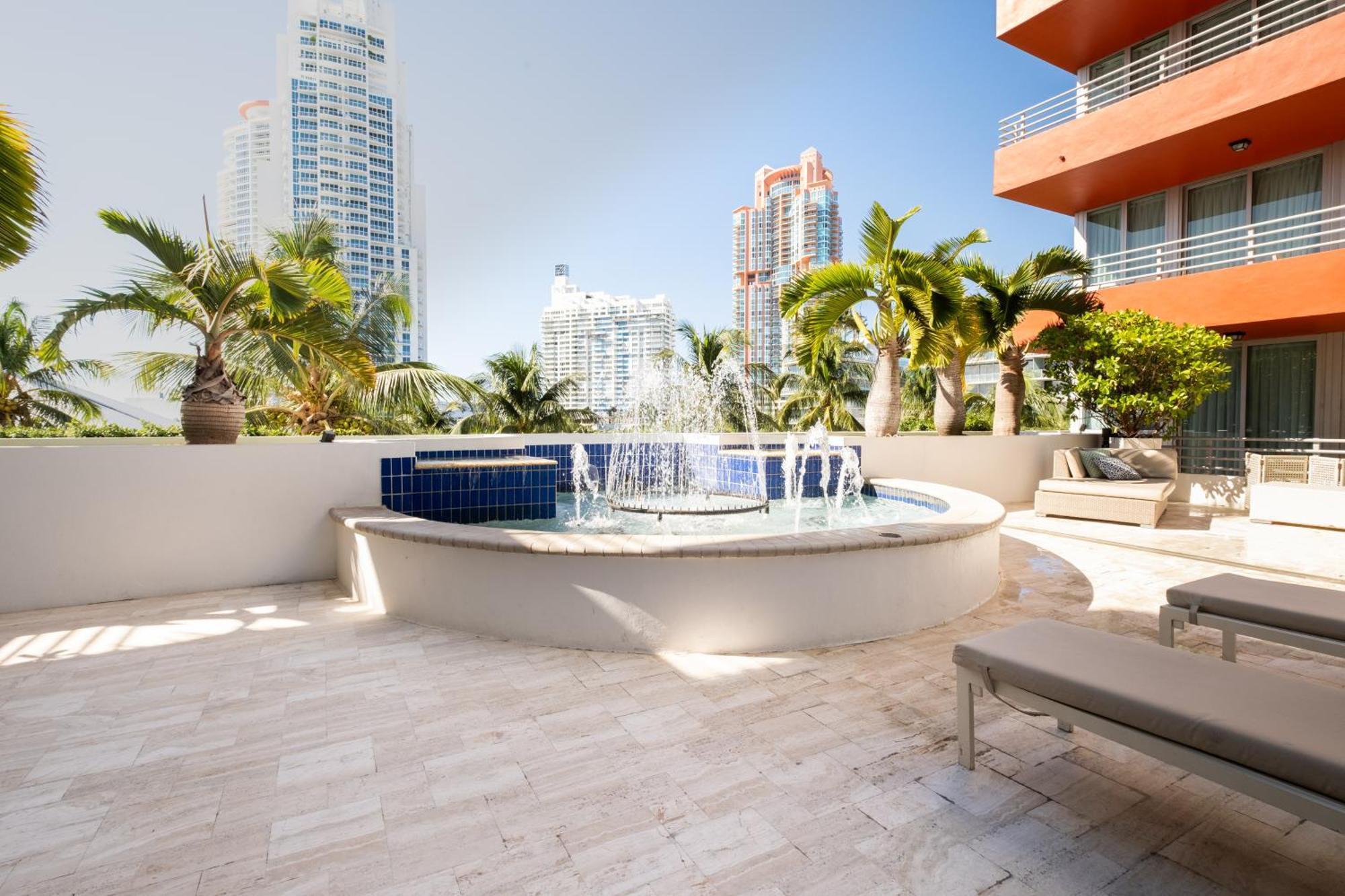 Hilton Bentley Miami South Beach 4*