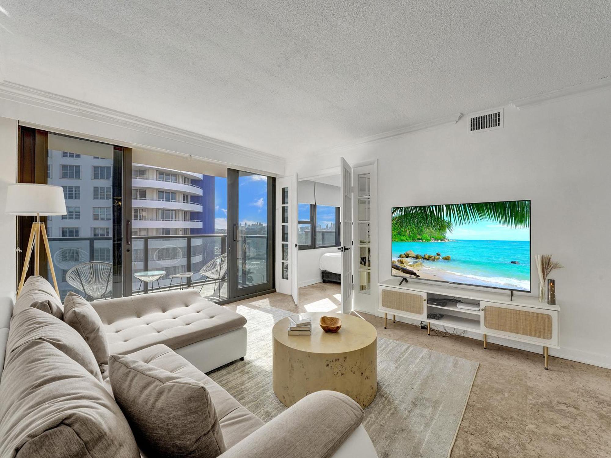Cute Ocean View Service 1217 Apartment Miami Beach