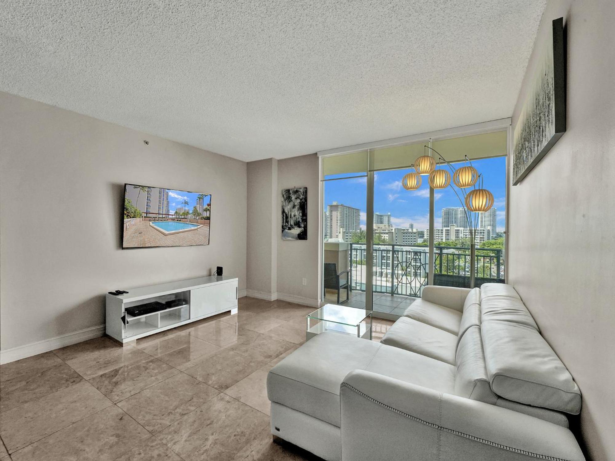 King David Sunny Isles * Miami Beach