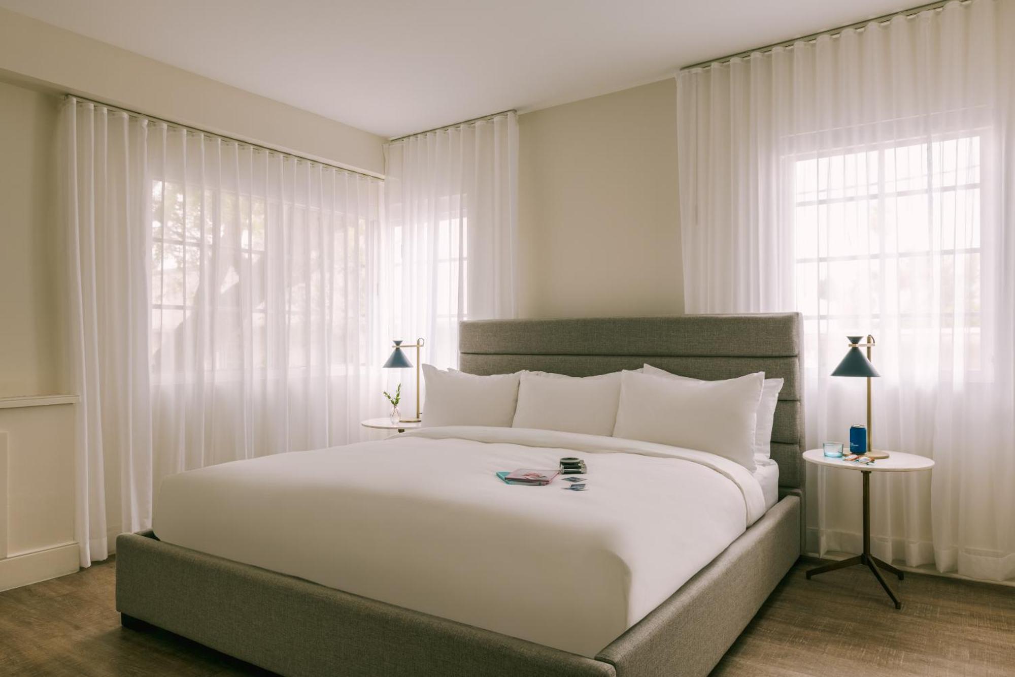 Kenmore Village Hotel, South