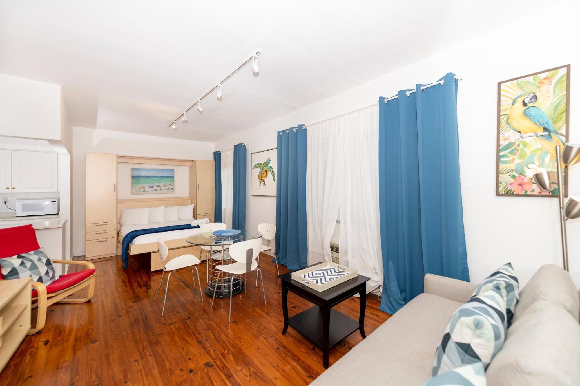On Collins Apartment Miami Beach