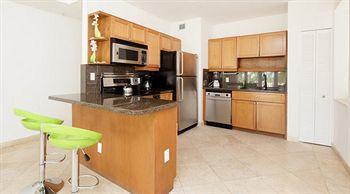 Hotel The At Cafe Milano By South Vacation 3*