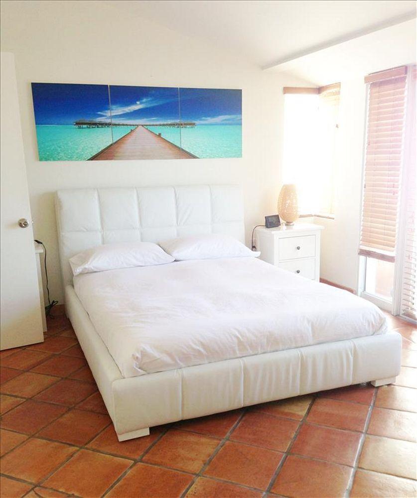 The At Cafe Milano By South Vacation Hotel 3*
