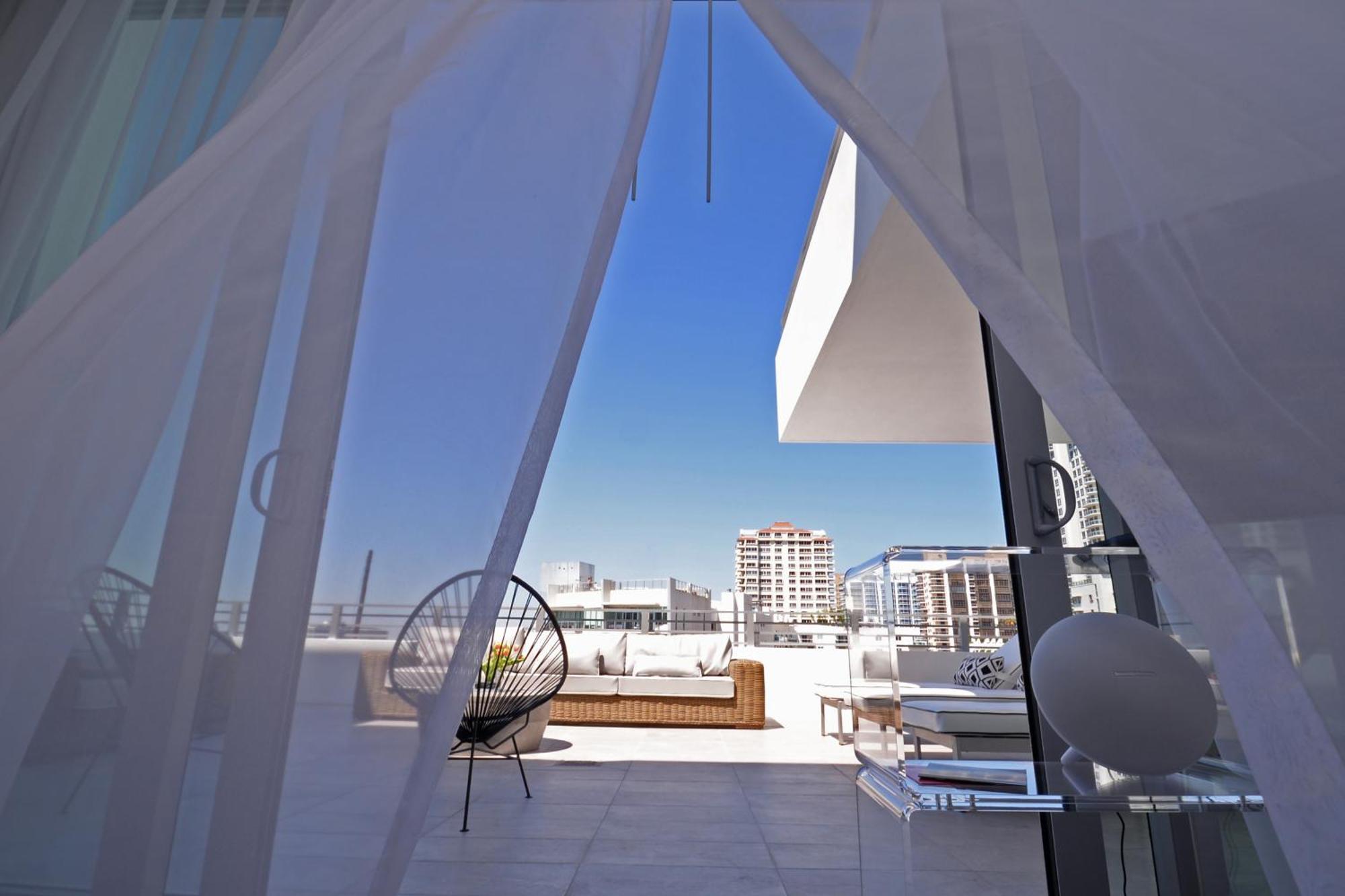 Hotel 6080 Design By Eskape Collection Miami Beach