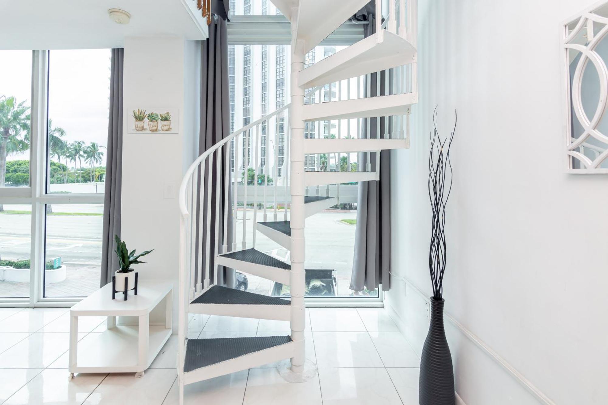 Aparthotel Girasole Miami Beach