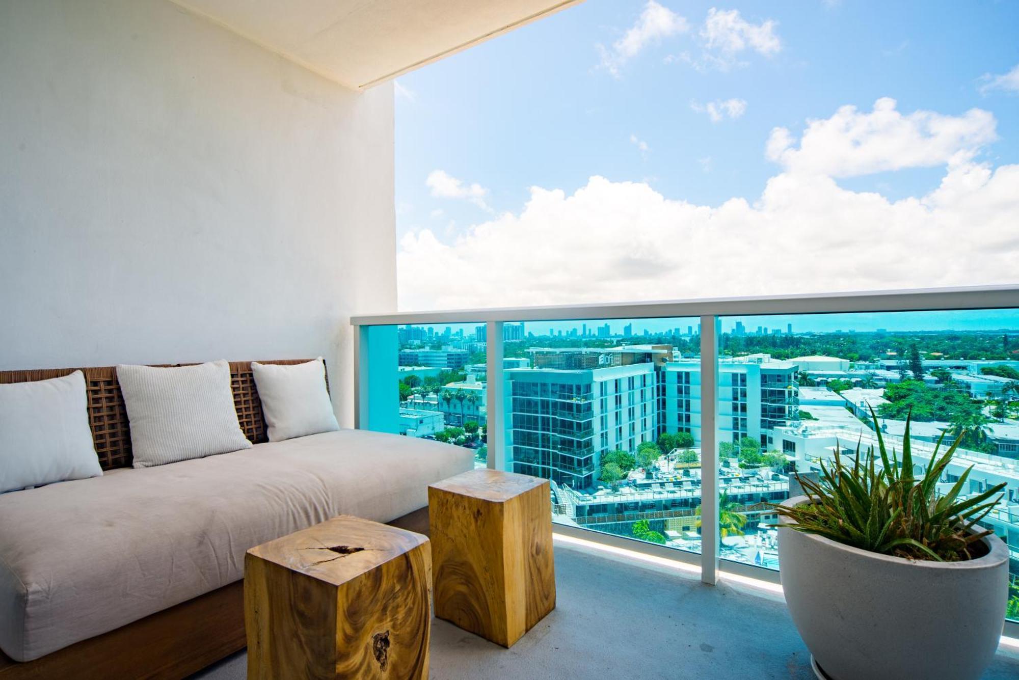 Apartment 1 1 Bedroom 1 And Half Bathroom Beachfront With Balcony