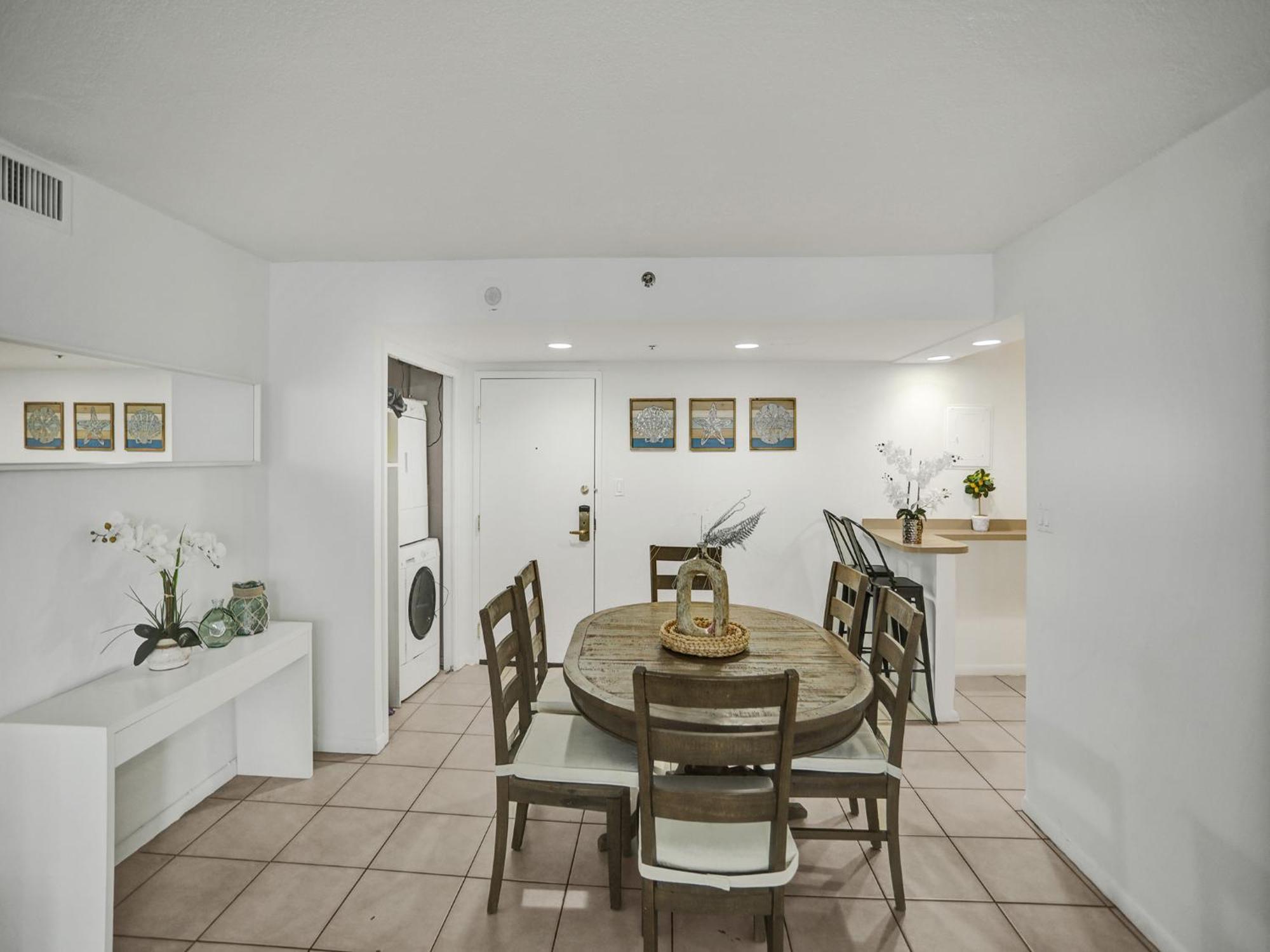 Ocean View Serenity Service 915 Apartment *