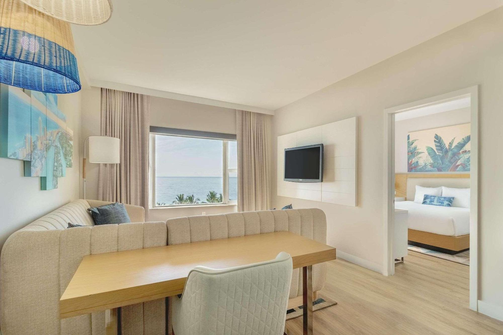Radisson Miami Hotel Miami Beach