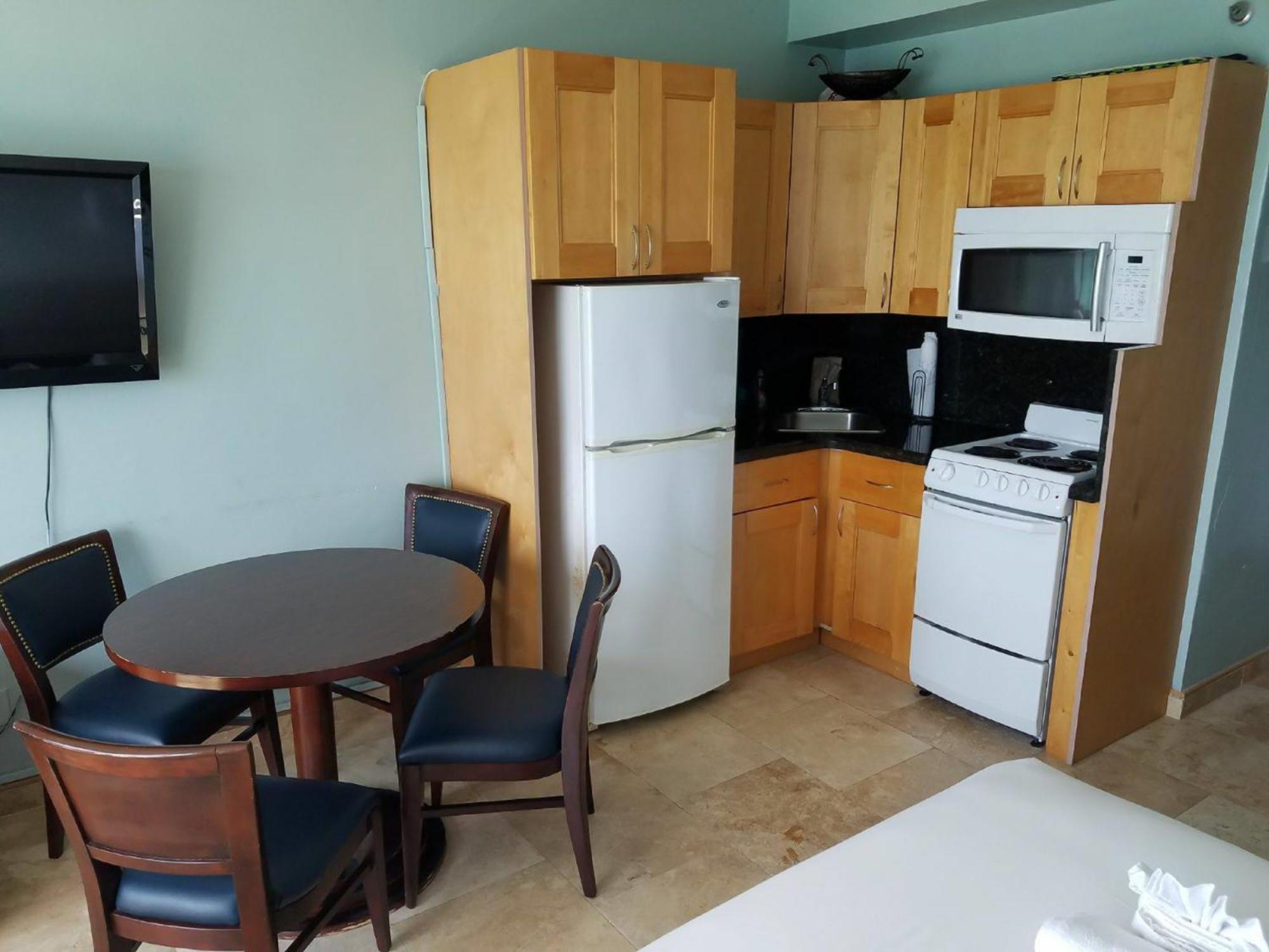 Apartment Ocean Front Casablanca With Full Kitchens & Access By Bl