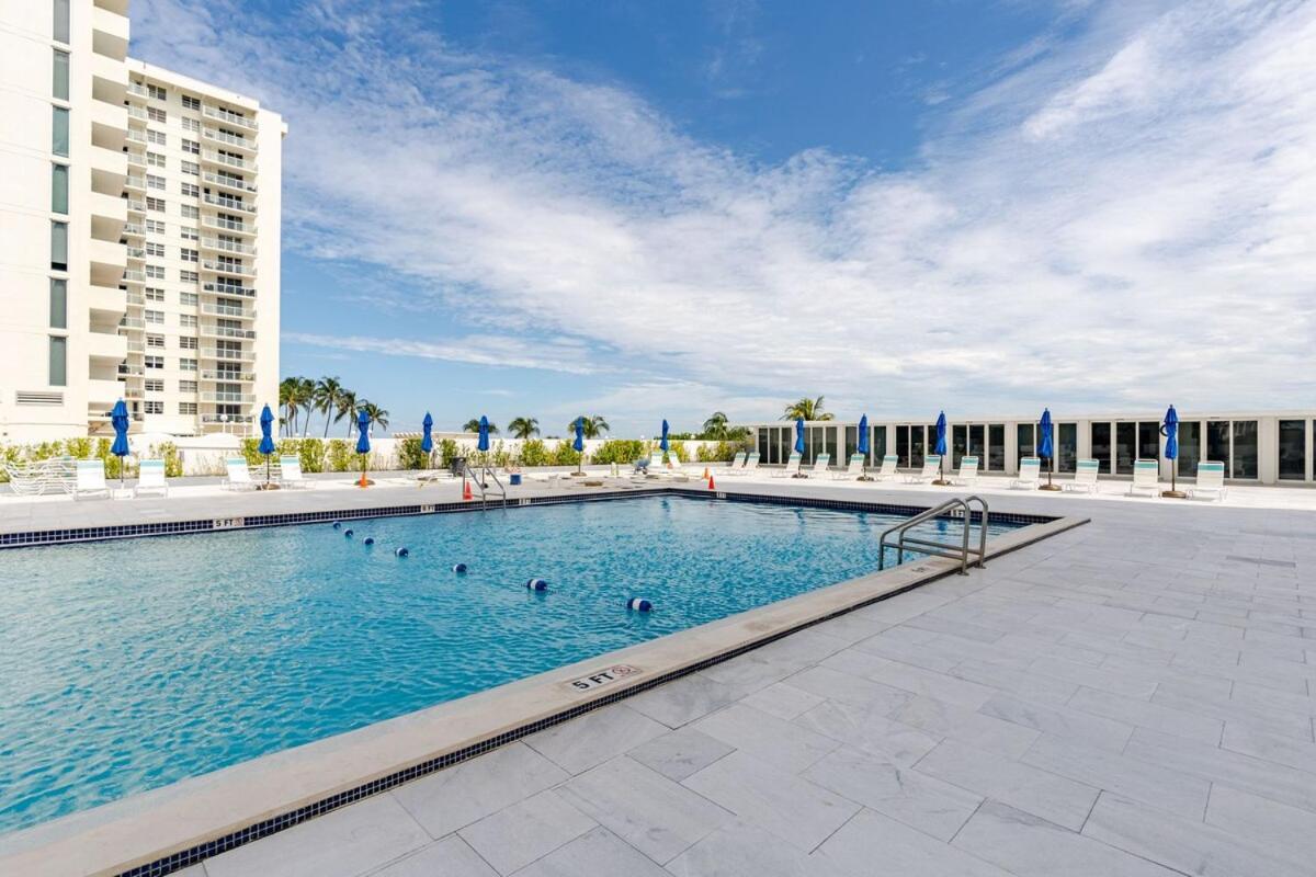 Pavilion -amazing Bay Sunset-miami Apartment
