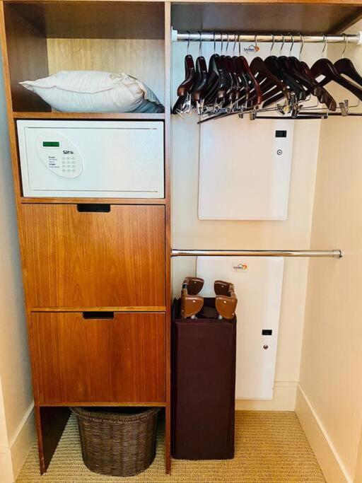Apartment 2br Opulence At Carillon