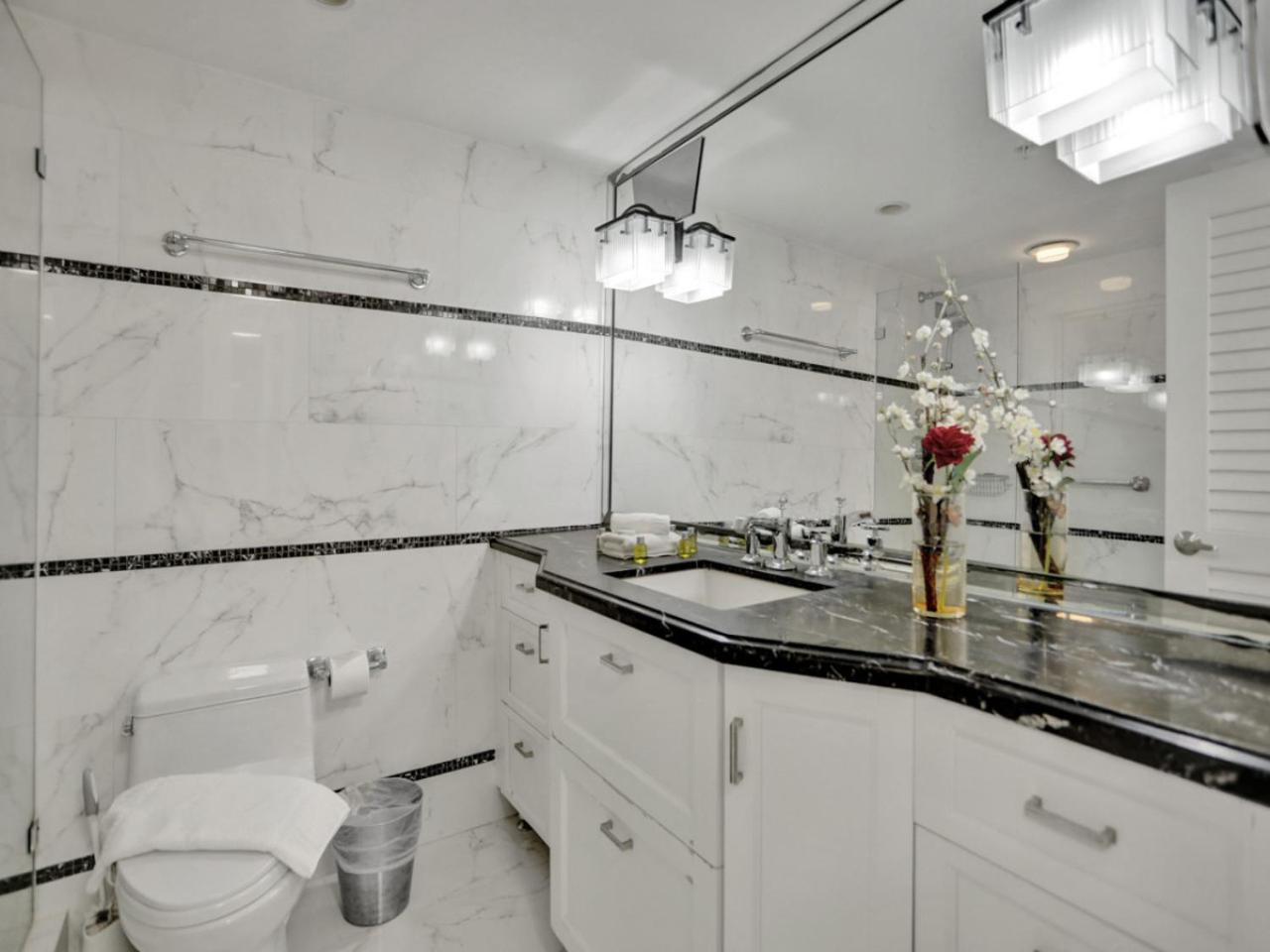 Apartment 2 Bedroom With Amenities, Pool And Gym 618 *