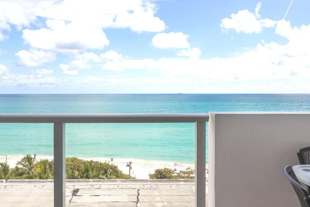 Apartment Beachfront Miami Beach