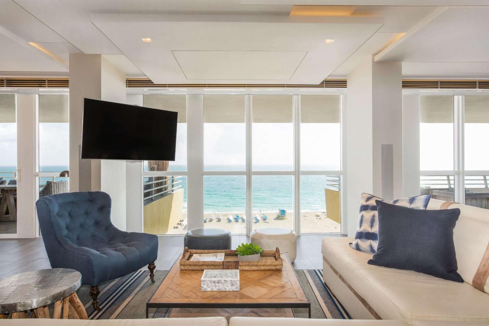 Hilton Bentley Miami South Beach Resort 4*