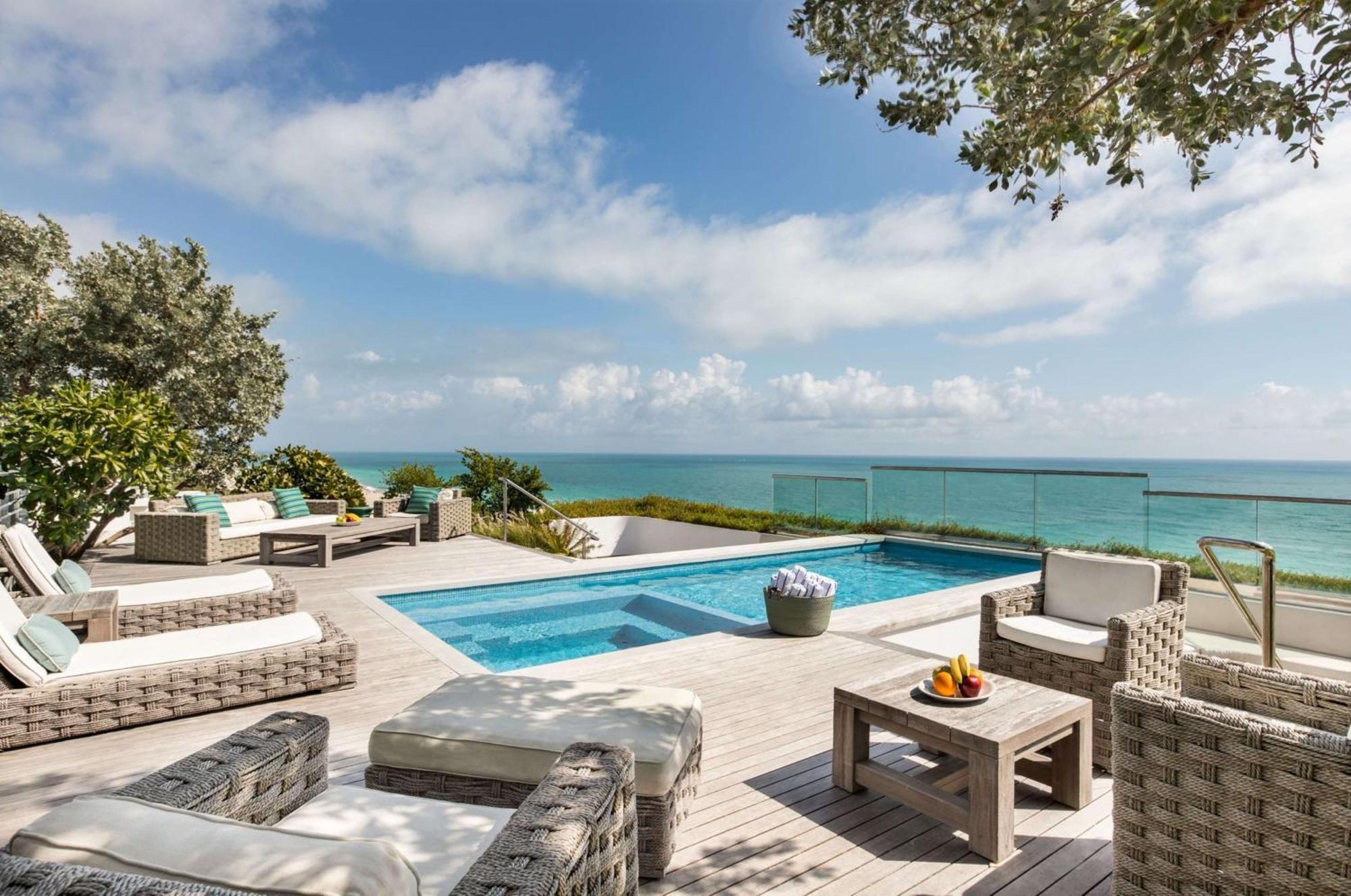 Hilton Bentley Miami South Beach Resort