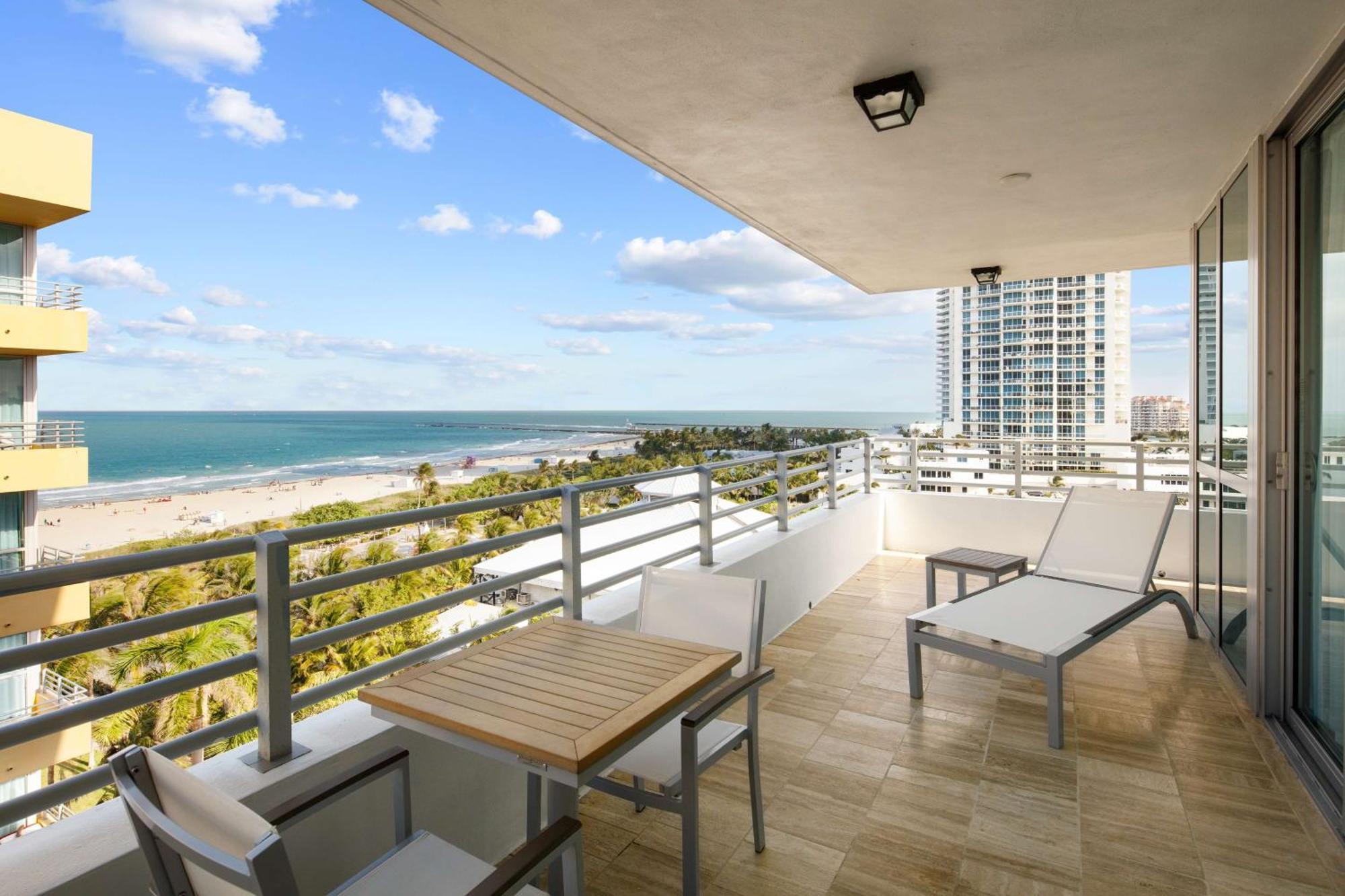Resort Hilton Bentley Miami South Beach 4*