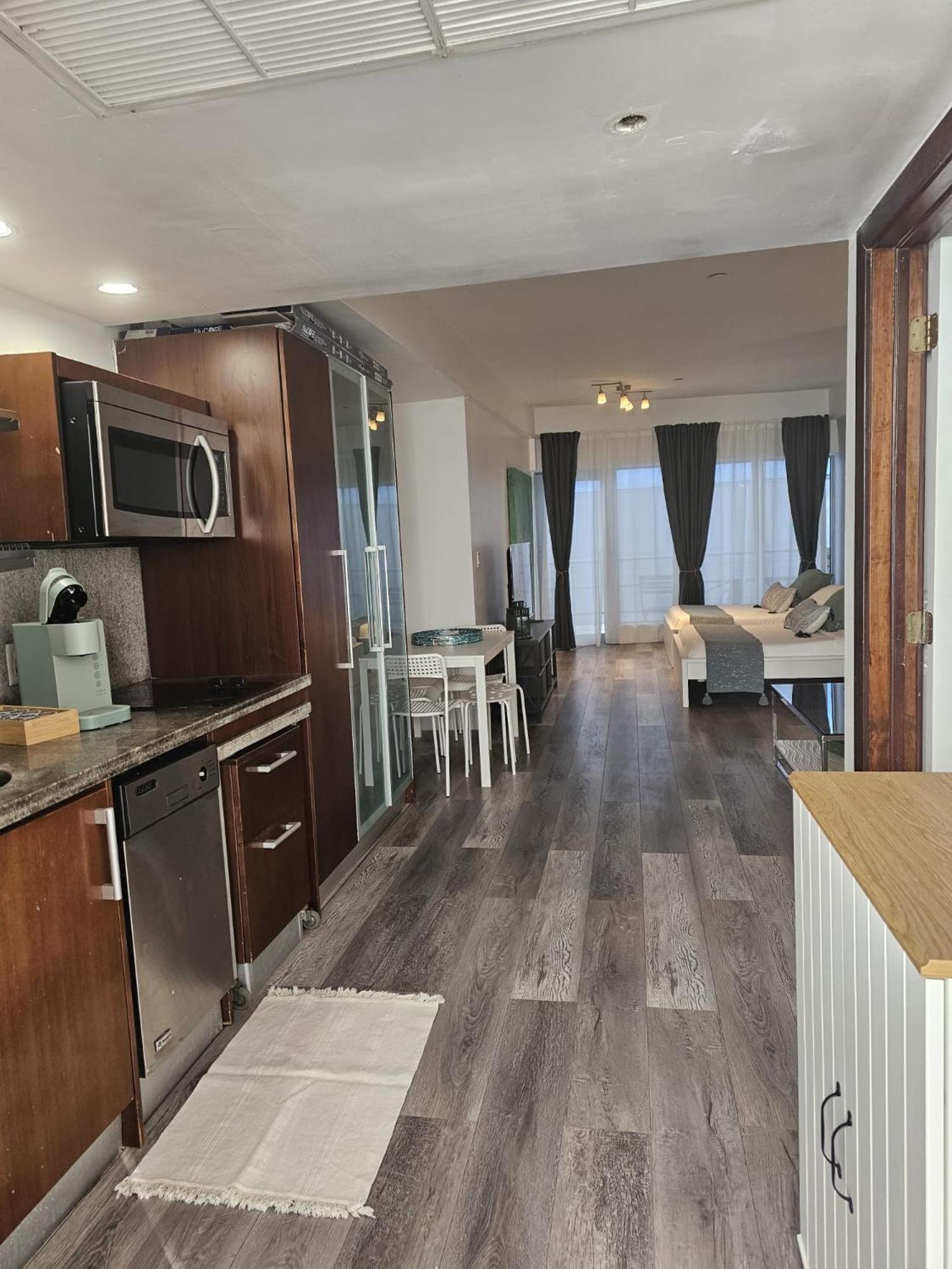 Big With Rooftop Pool Ocean View Apartment Miami Beach