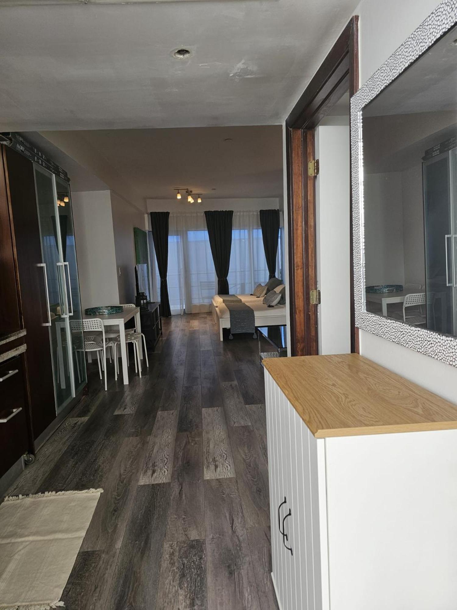 Big With Rooftop Pool Ocean View Apartment