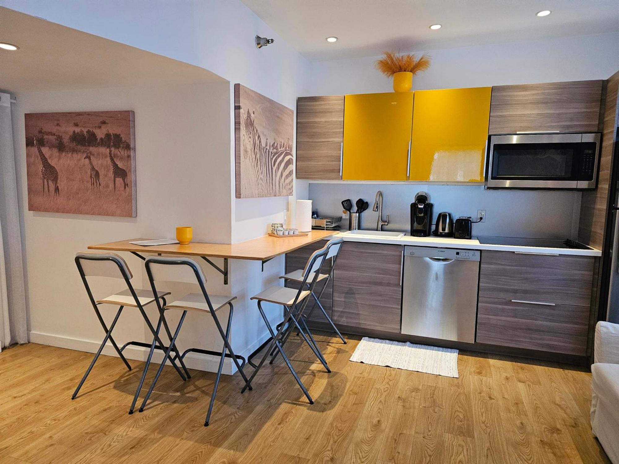 Apartment Bright 1bedroom Renovated Near The *