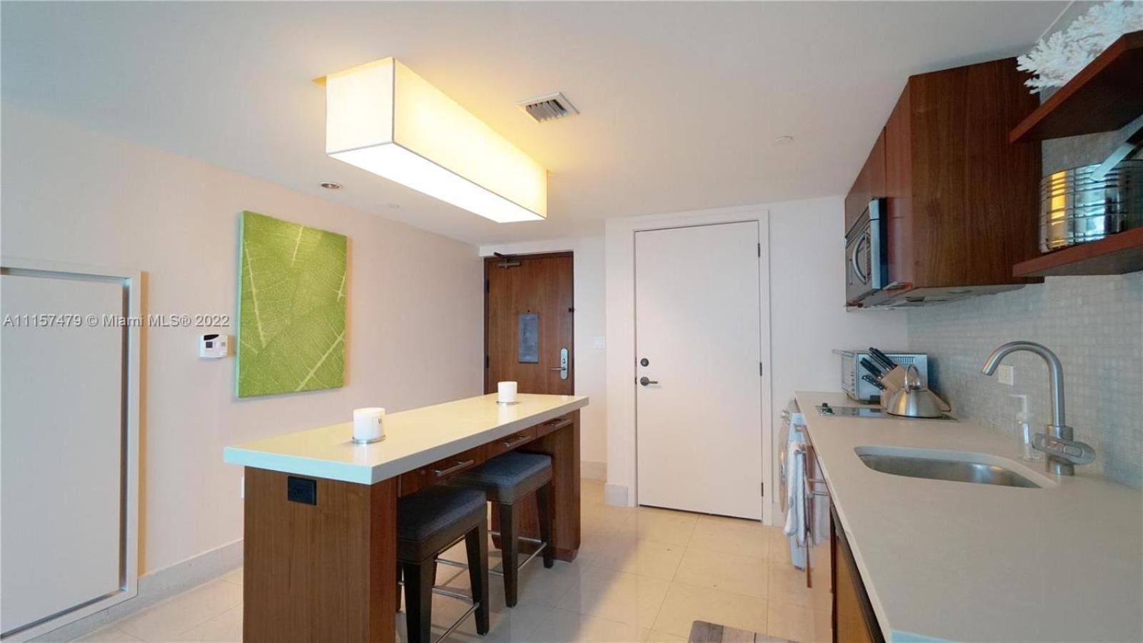 Hotel Carillon Miami Private Luxury Miami Beach