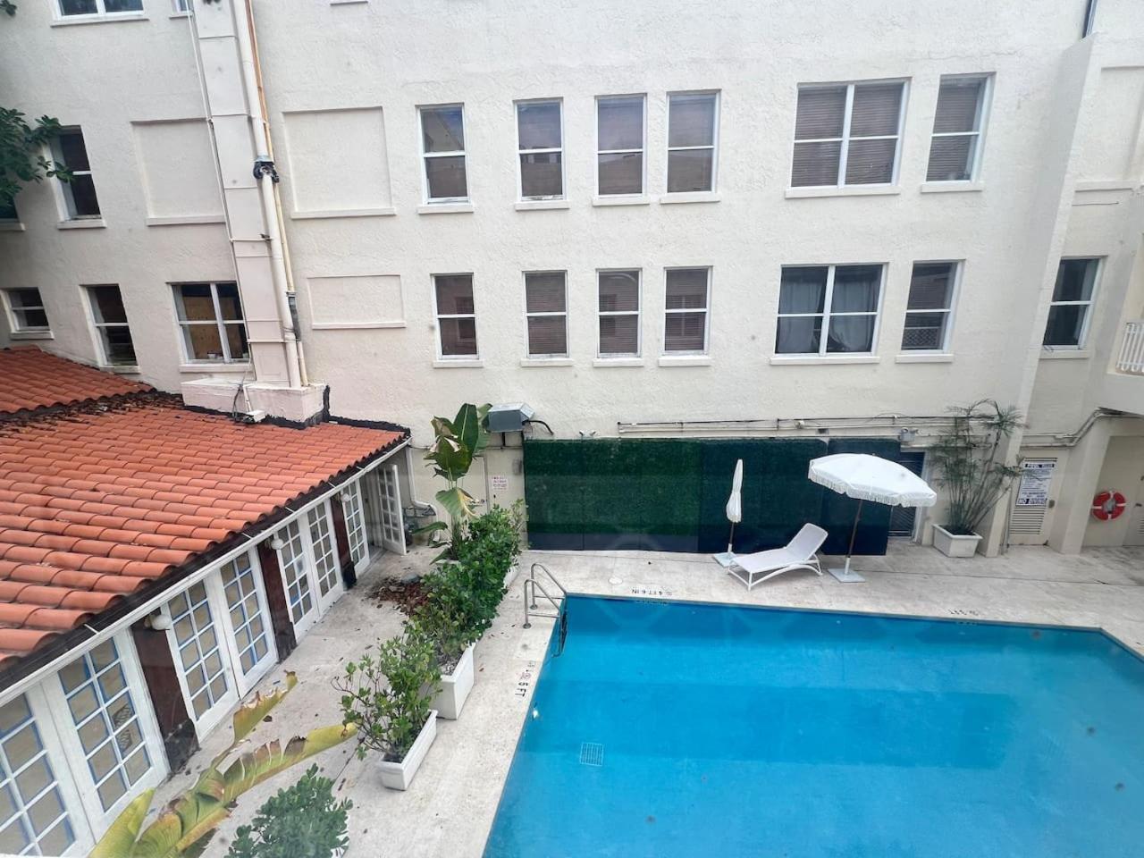 Hotel Pool And Jacuzzi. Walk To Beach, South Point Pier *