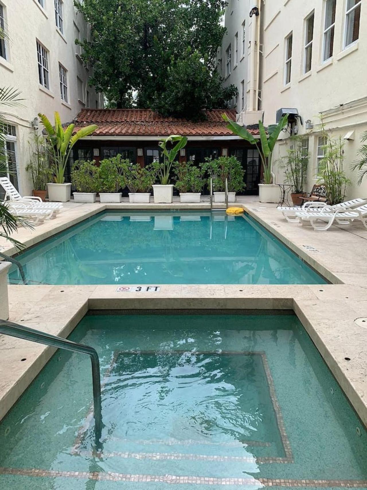Pool And Jacuzzi. Walk To Beach, South Point Pier Miami Beach