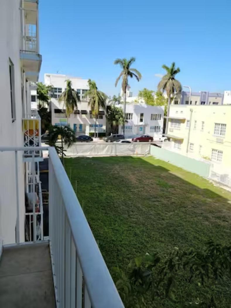 South Beach Apartment With Parking Miami Beach