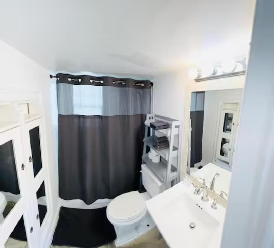 Apartment South Beach Apartment With Parking *