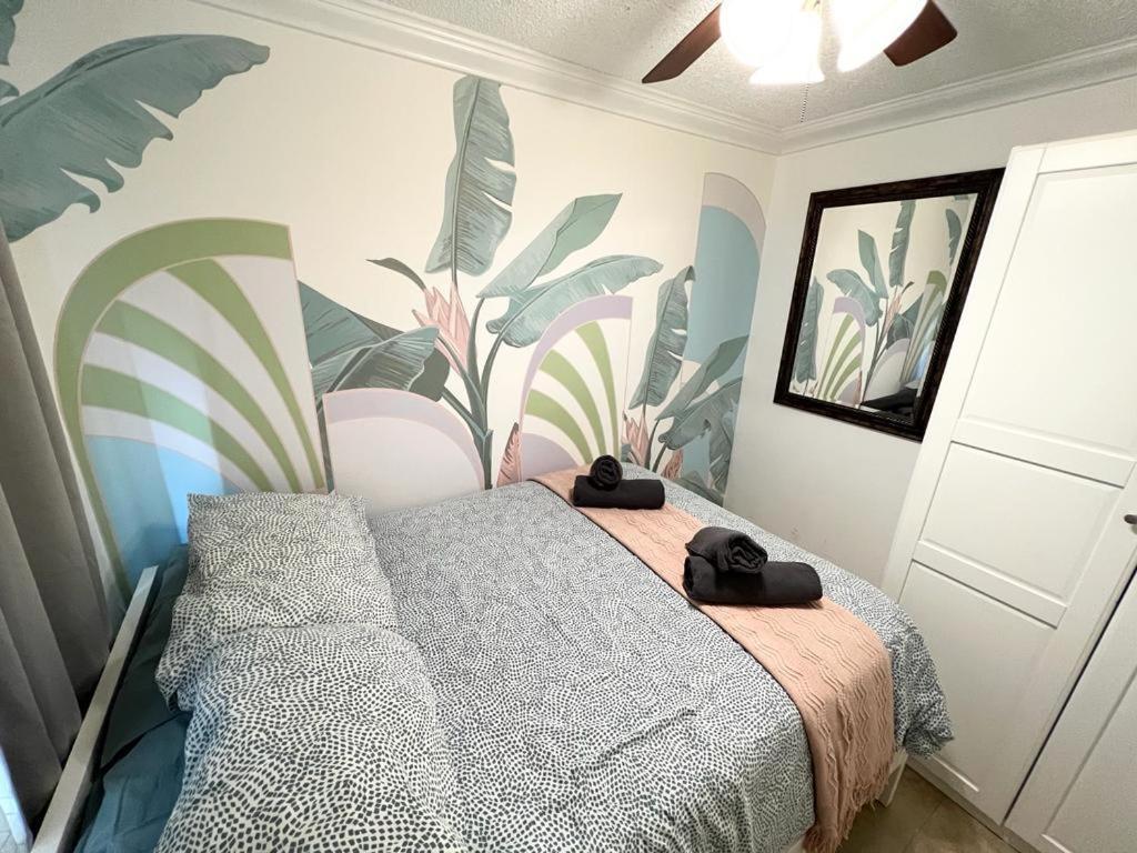 South Beach Apartment With Parking