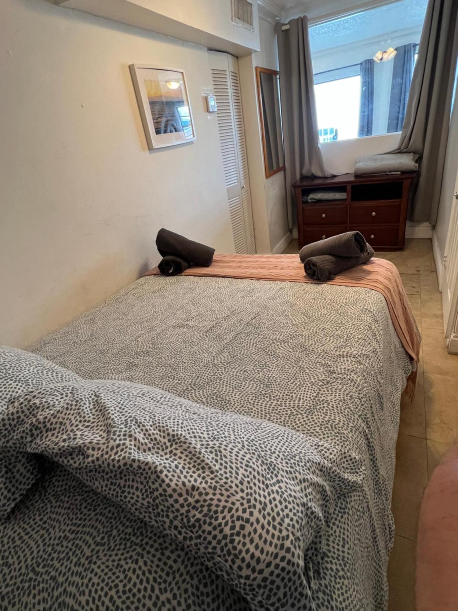 South Beach Apartment With Parking