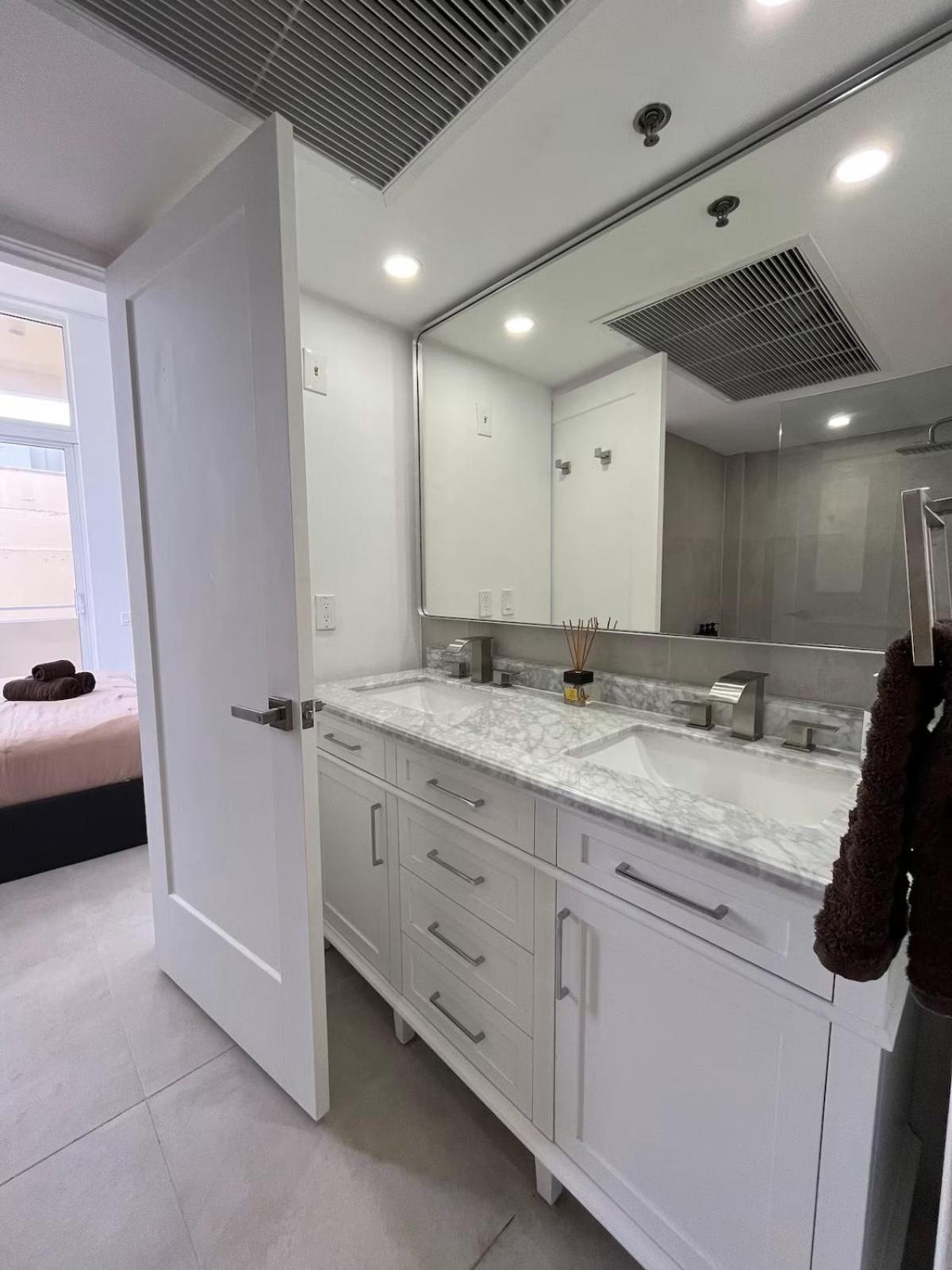 Shaomi South Apartment *