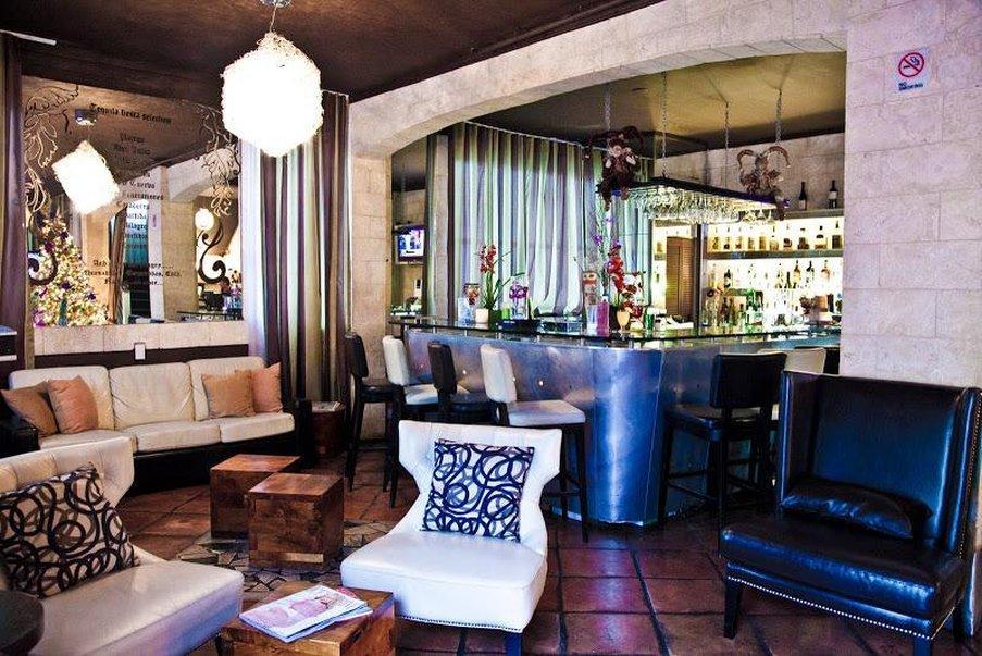 Shelley Hotel 2*