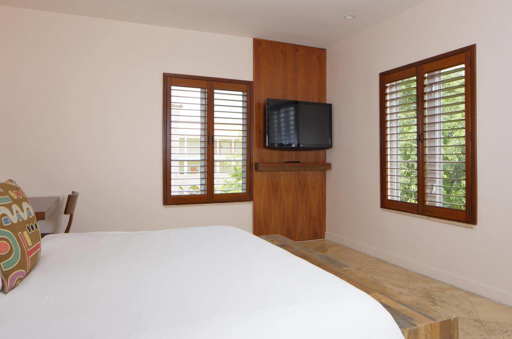 Casa Victoria Orchid Aparthotel 3*