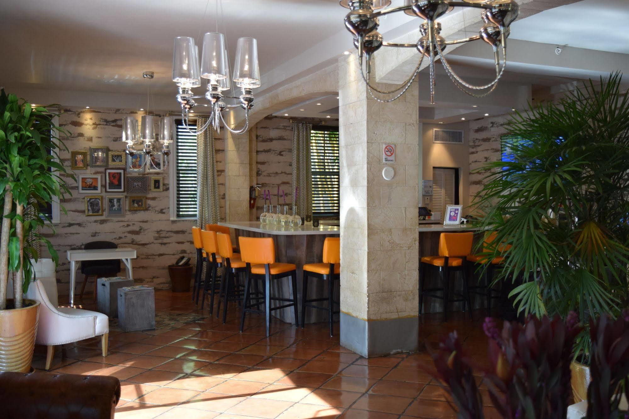 Shelley Hotel