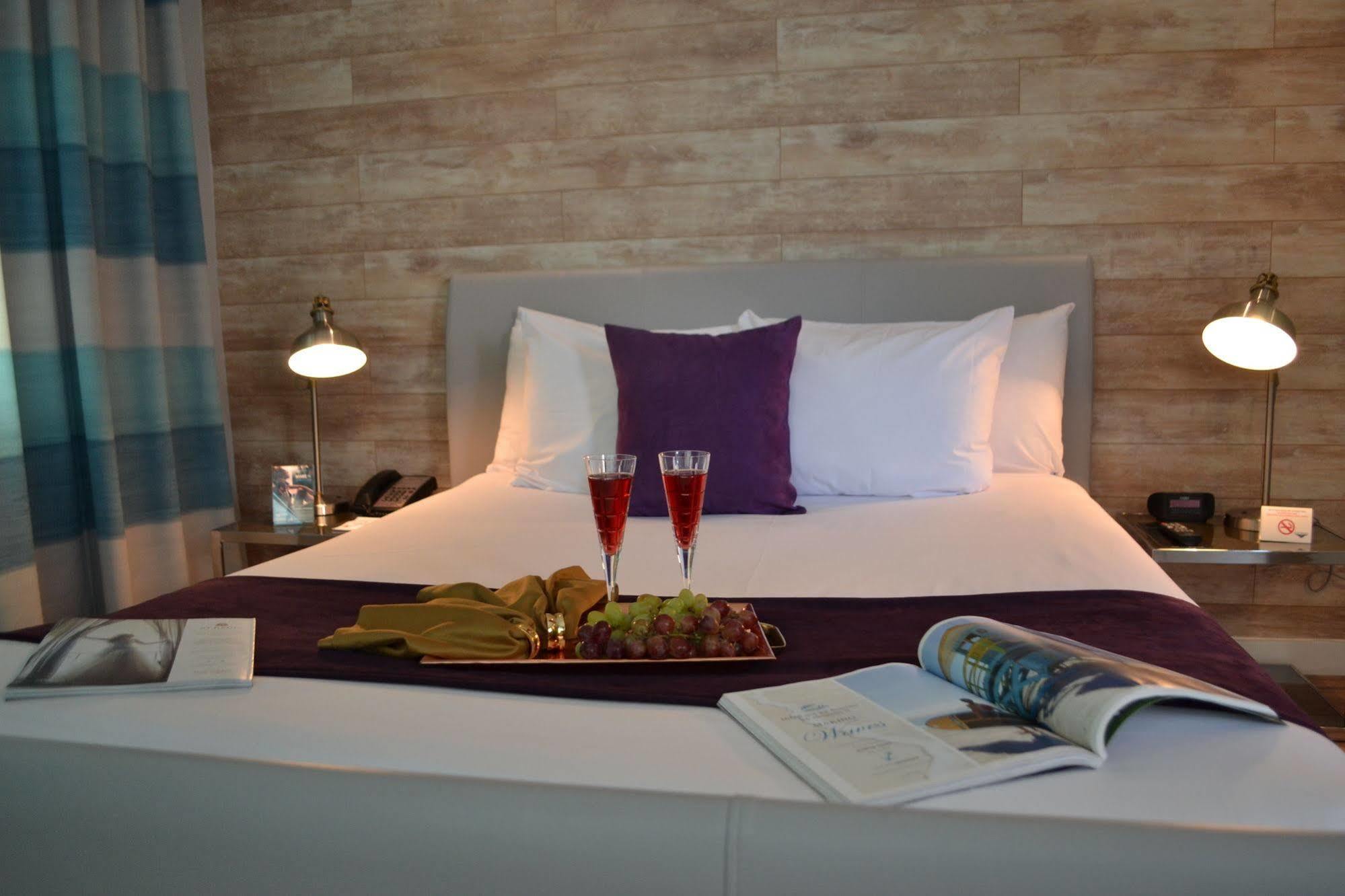 Shelley Hotel 2*