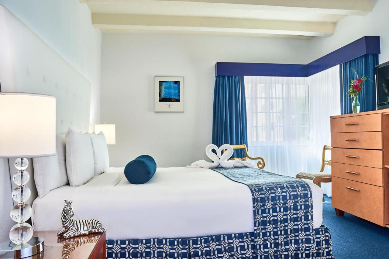 Aparthotel Modern Studio In 3*