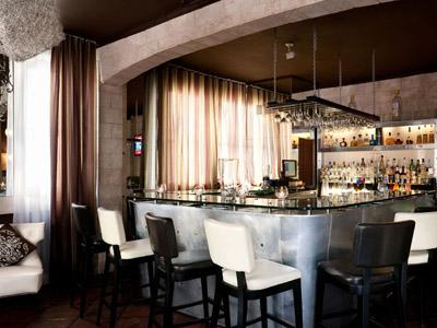 Shelley Hotel